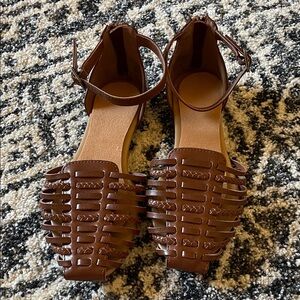 Women's Size 8 Pacifica Brown Woven Sandals